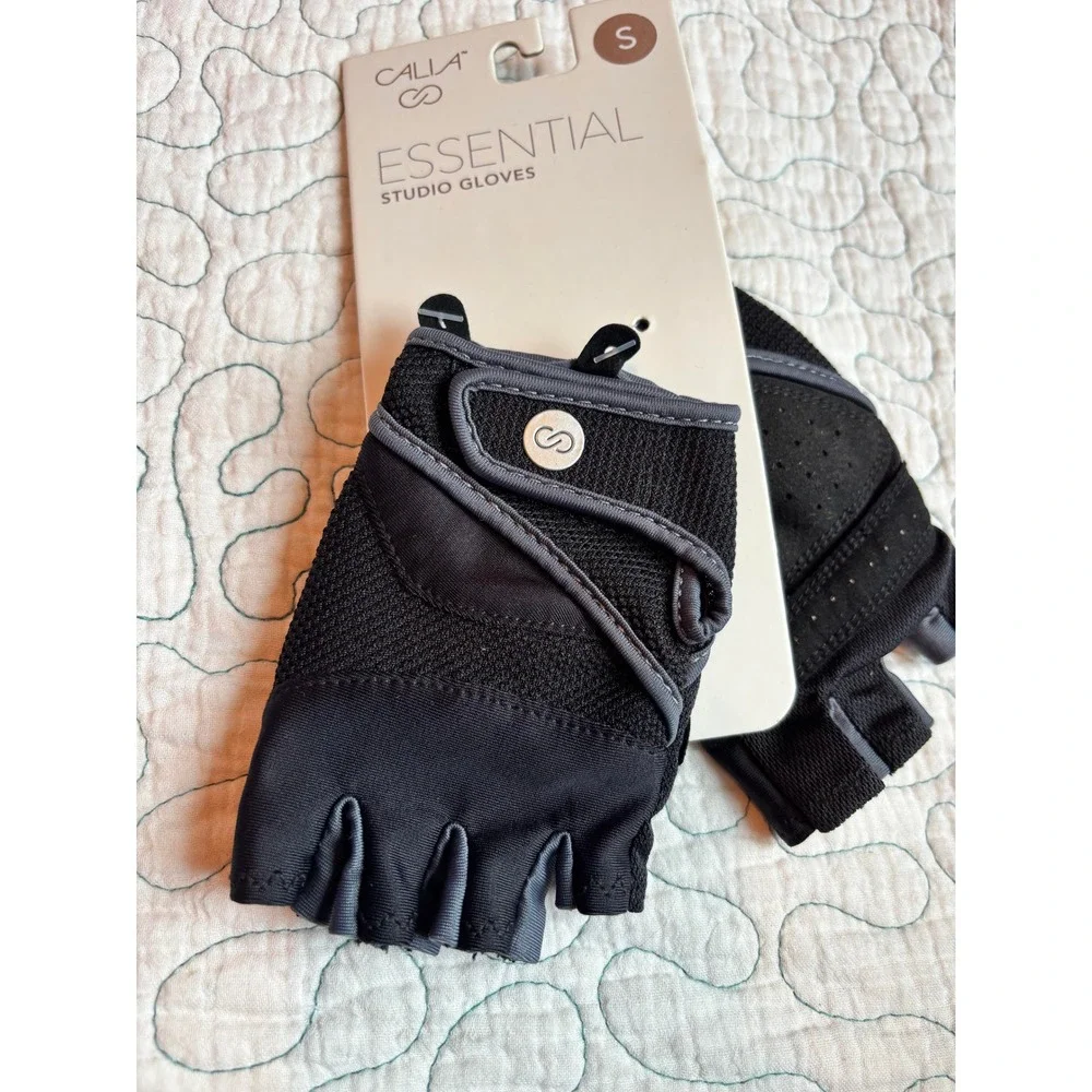 CALIA Essential Studio Gloves Womens Small